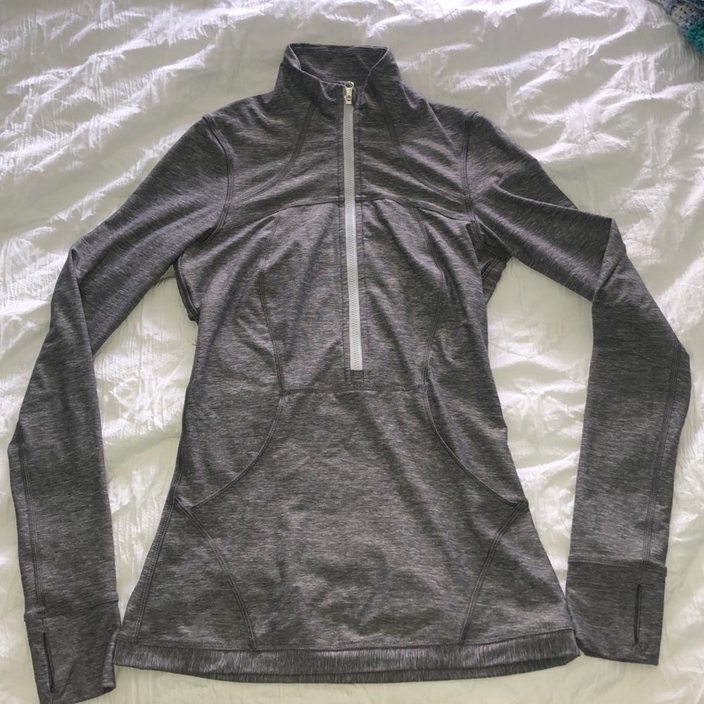 Grey lulu lemon 1/2 zip